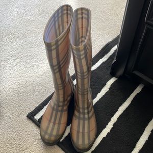 Burberry Rainboots